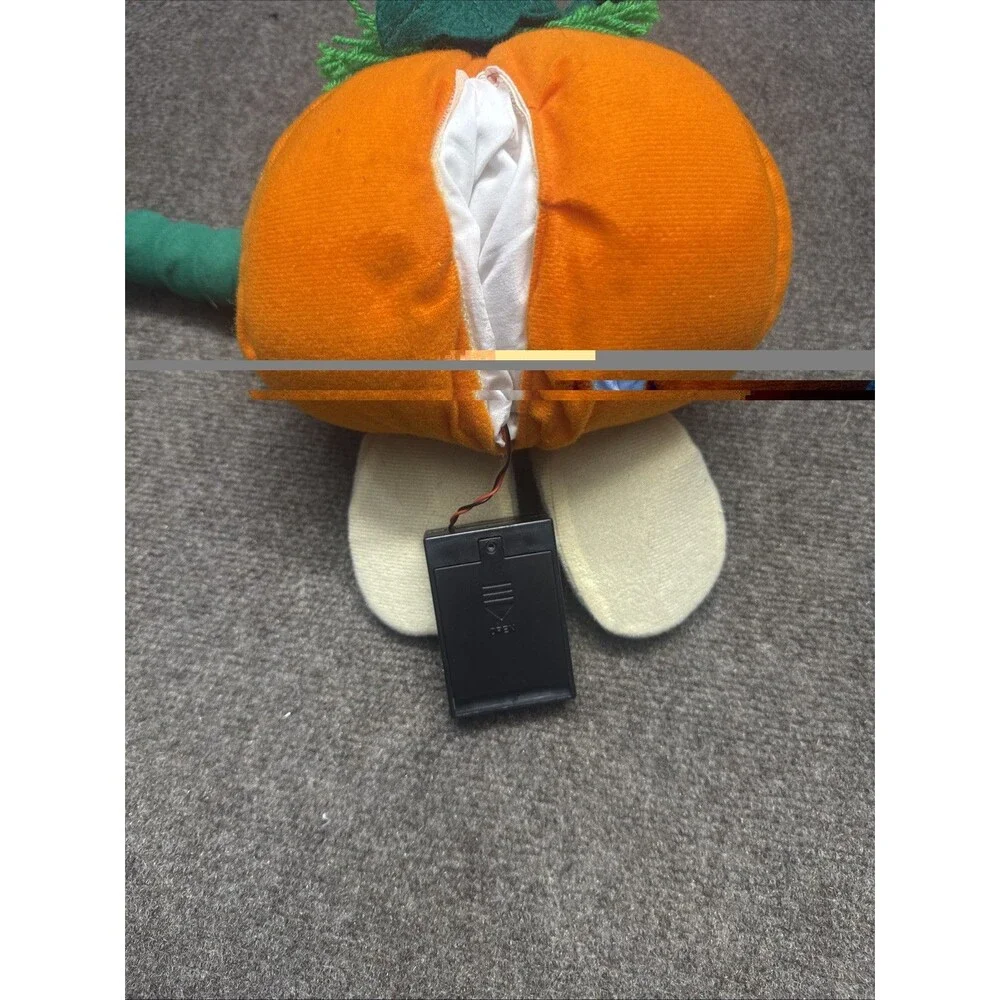 Vintage Gemmy Halloween Pumpkin With Glowing Rotating Spinning Eyes Noise 90s